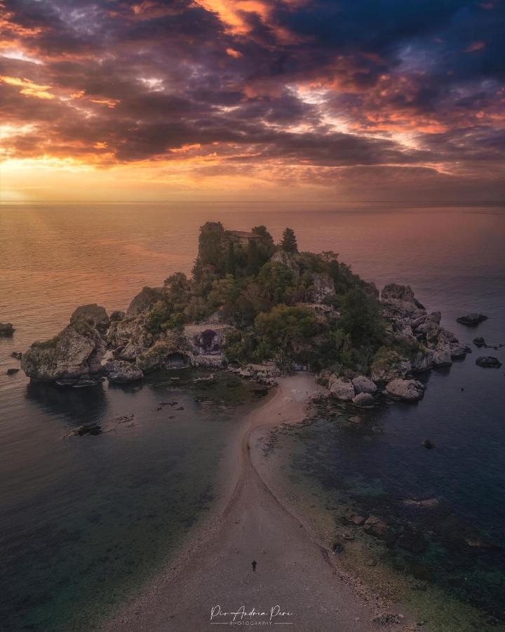 Casa Ariadne Giardini Naxos Esterno foto